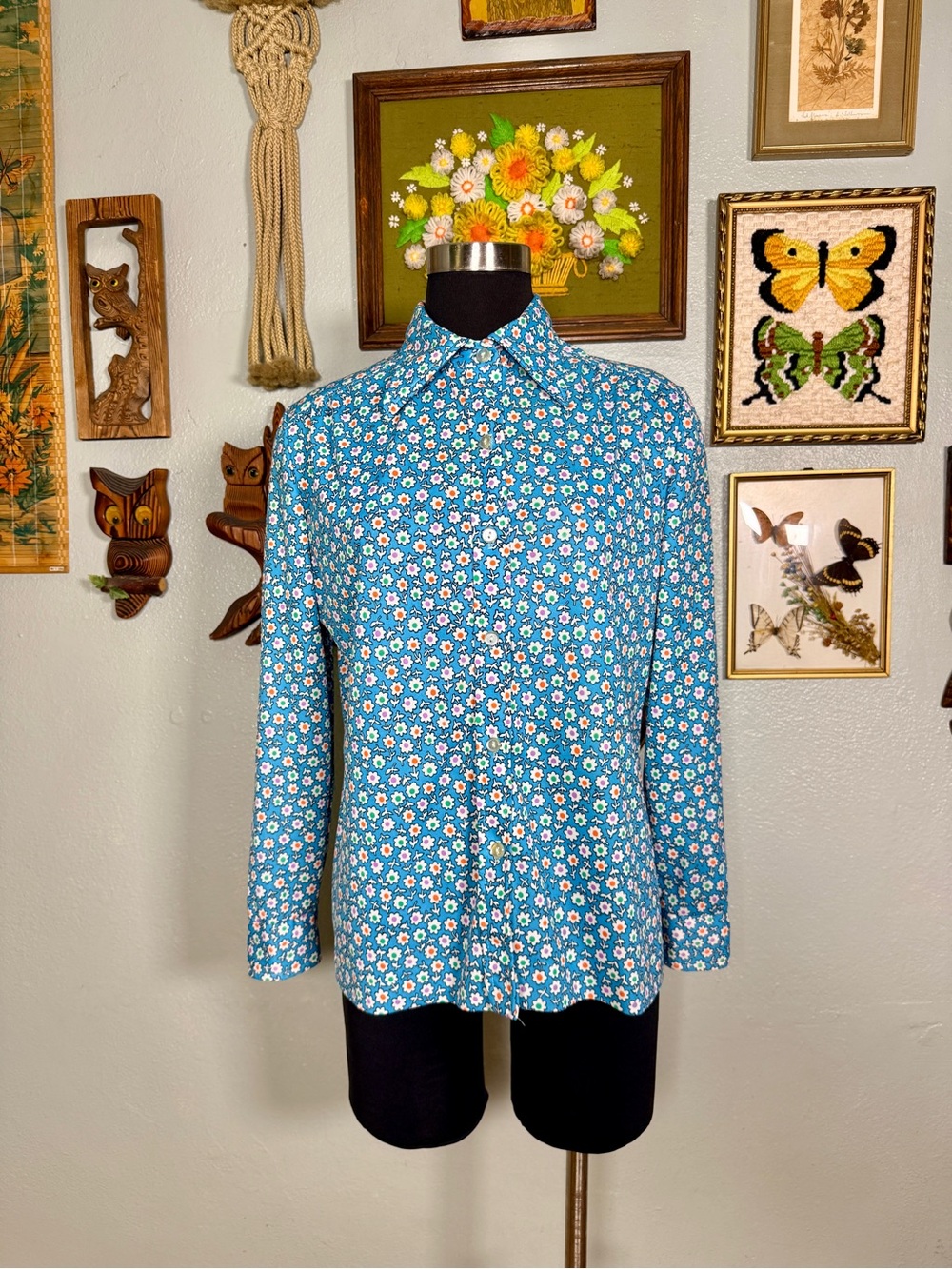 1970s Alex Colman Floral Flower Power Button Down Blouse